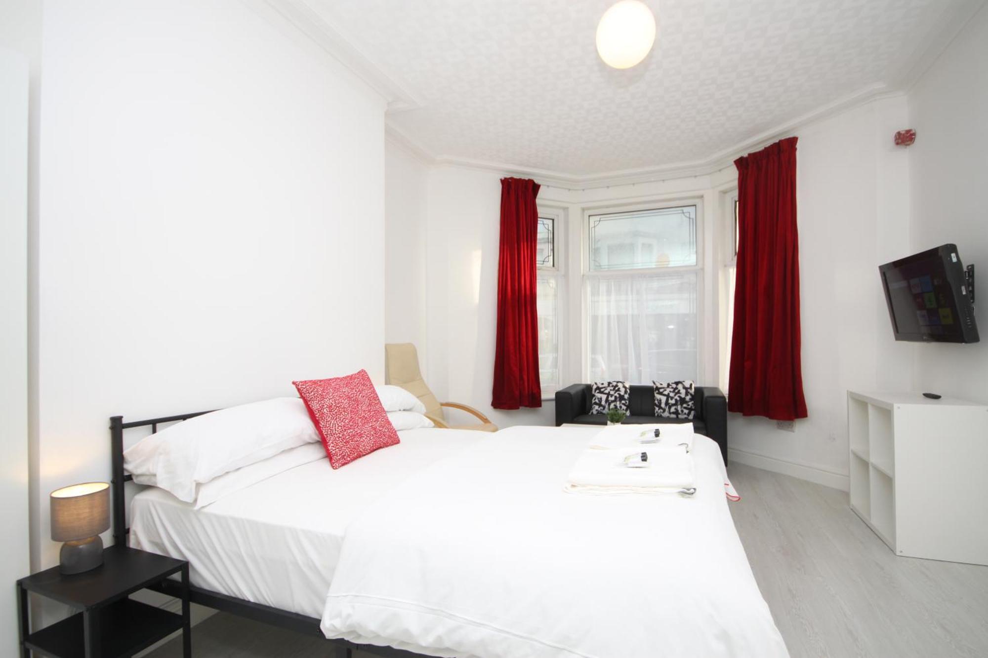 Barton Beachside - Stylish Studio Apartment, Double & Single - Central Beach & Promenade Location - Over 21'S, Family Friendly Only, Id Required Blackpool Luaran gambar