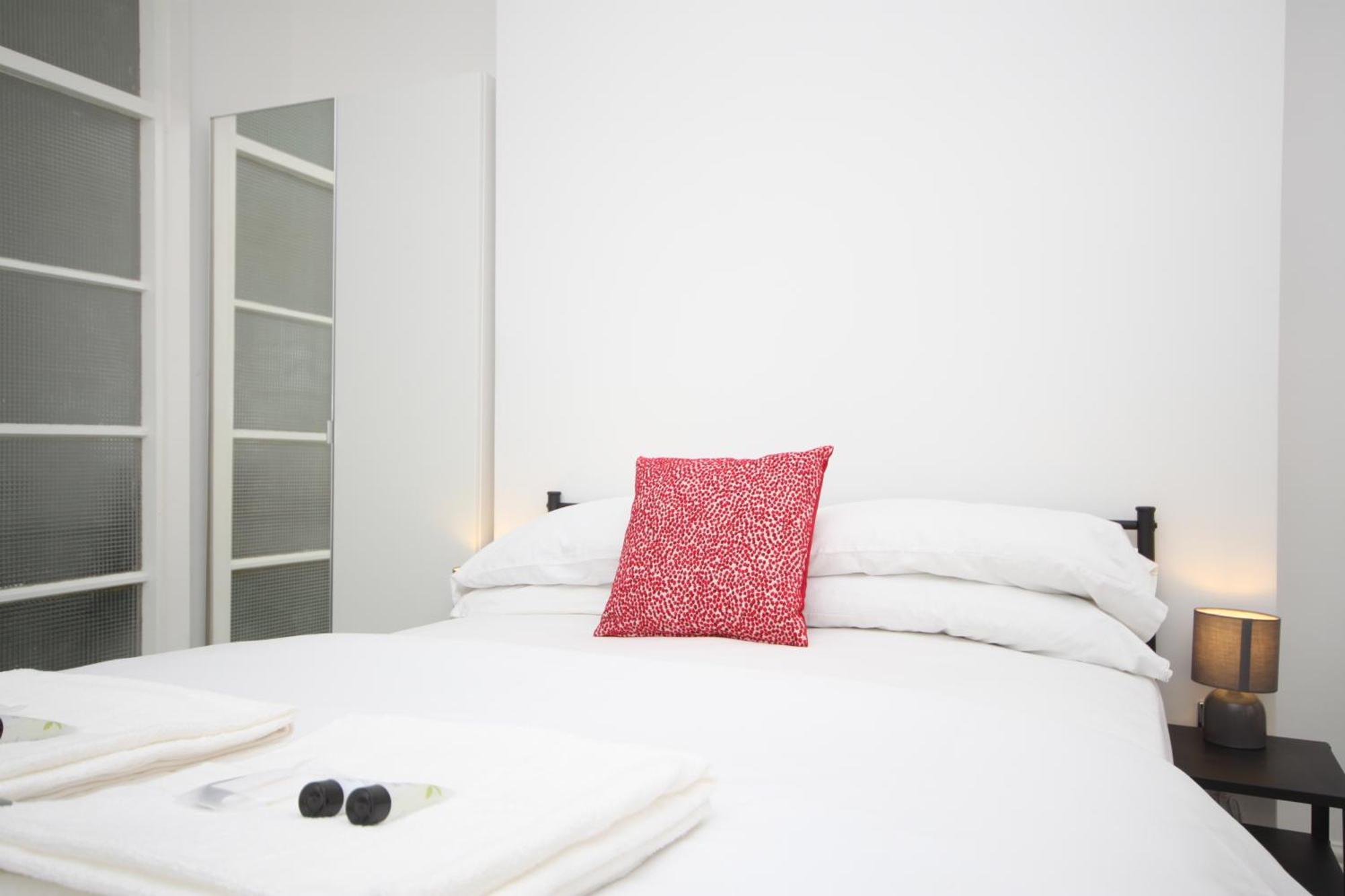 Barton Beachside - Stylish Studio Apartment, Double & Single - Central Beach & Promenade Location - Over 21'S, Family Friendly Only, Id Required Blackpool Luaran gambar