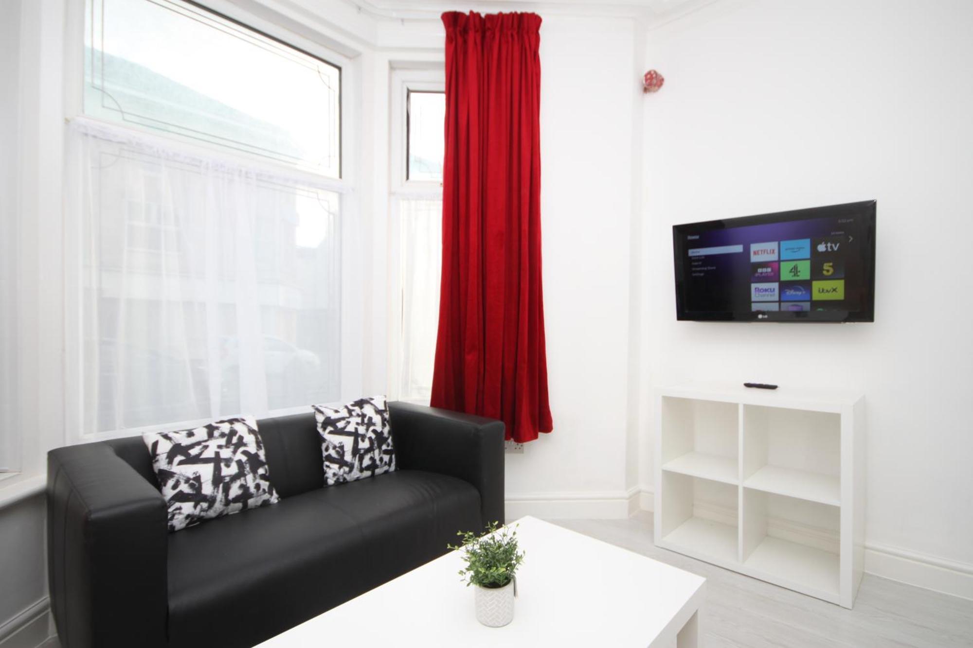 Barton Beachside - Stylish Studio Apartment, Double & Single - Central Beach & Promenade Location - Over 21'S, Family Friendly Only, Id Required Blackpool Luaran gambar