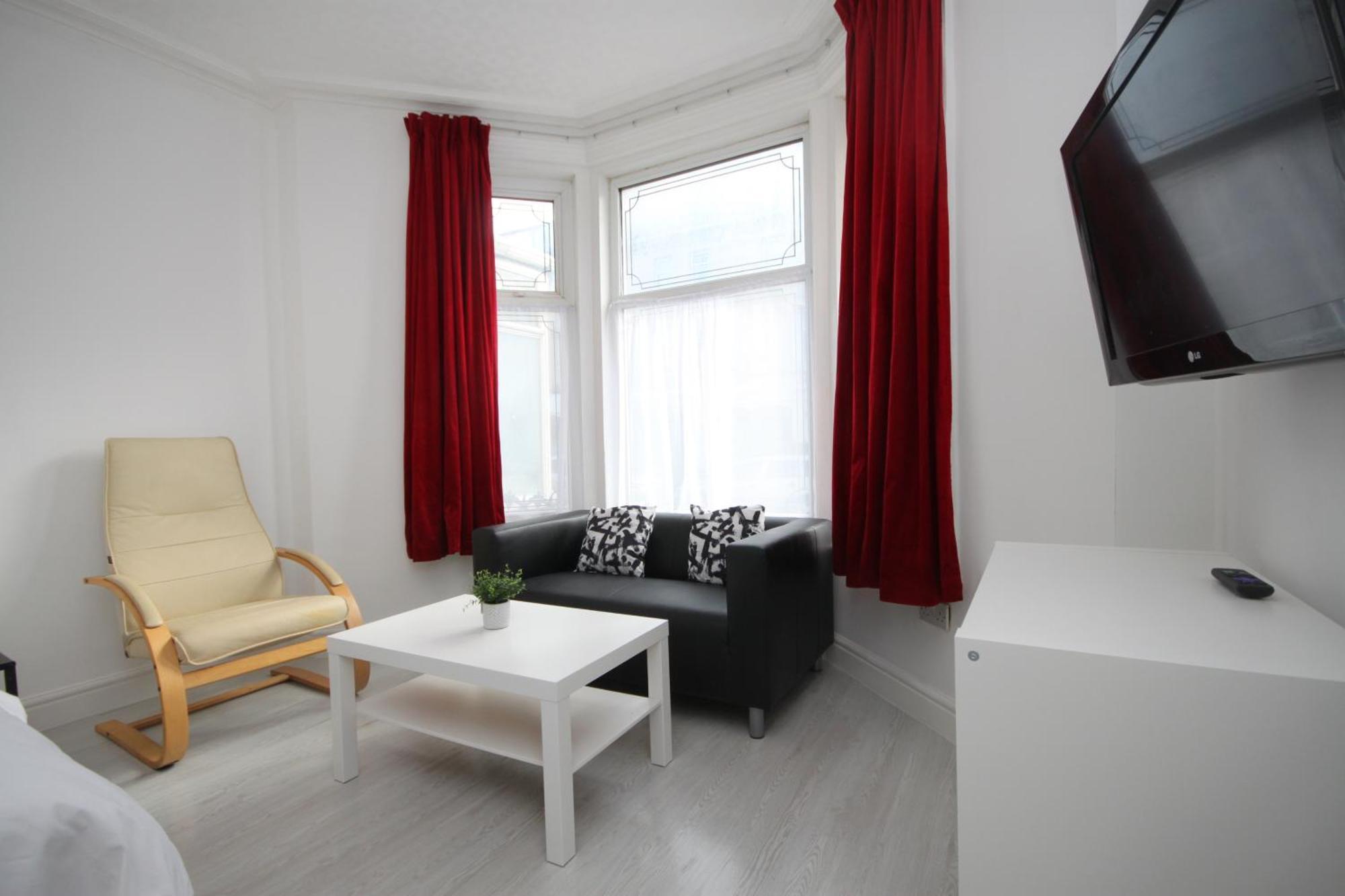 Barton Beachside - Stylish Studio Apartment, Double & Single - Central Beach & Promenade Location - Over 21'S, Family Friendly Only, Id Required Blackpool Luaran gambar