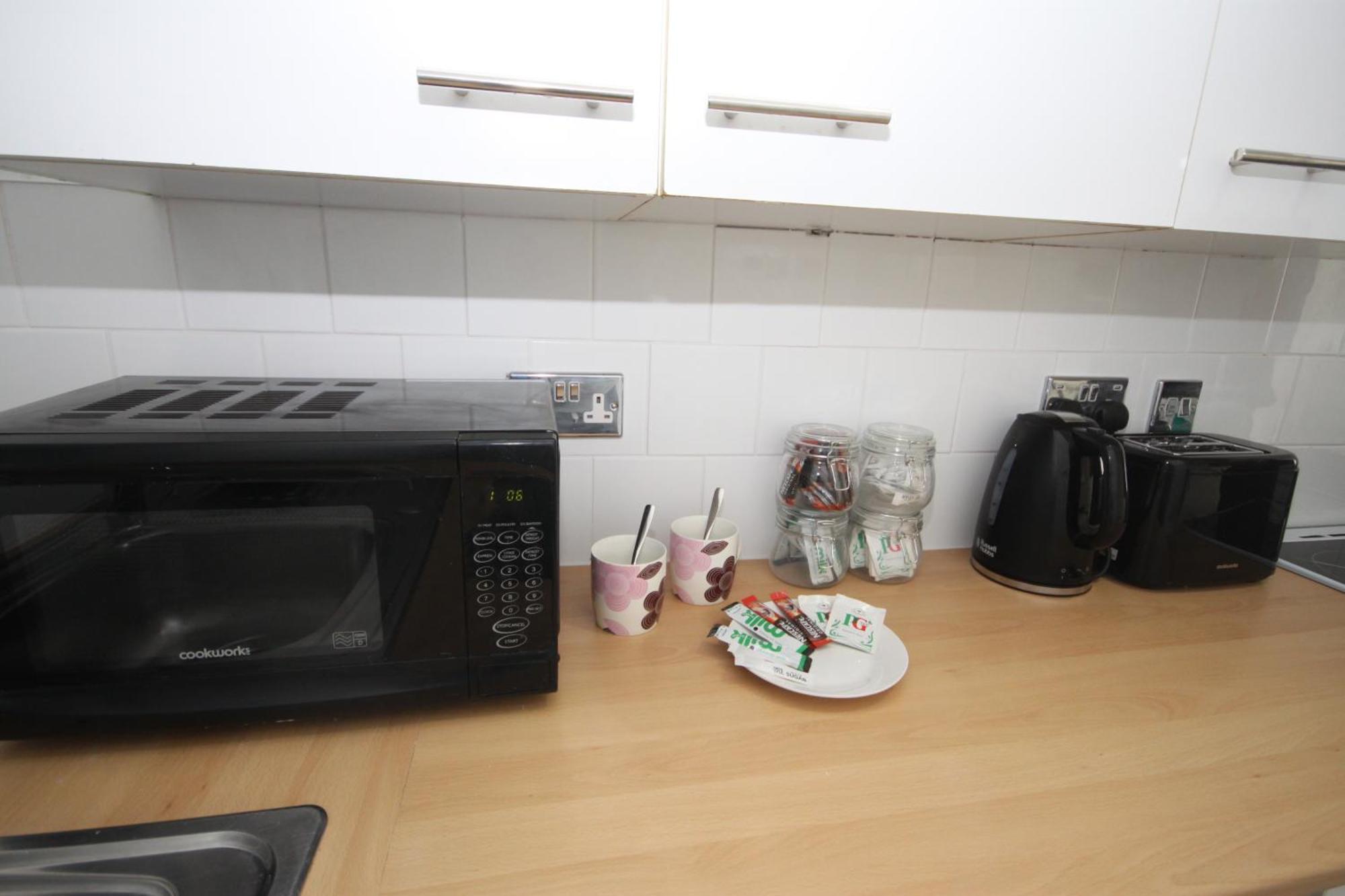Barton Beachside - Stylish Studio Apartment, Double & Single - Central Beach & Promenade Location - Over 21'S, Family Friendly Only, Id Required Blackpool Luaran gambar