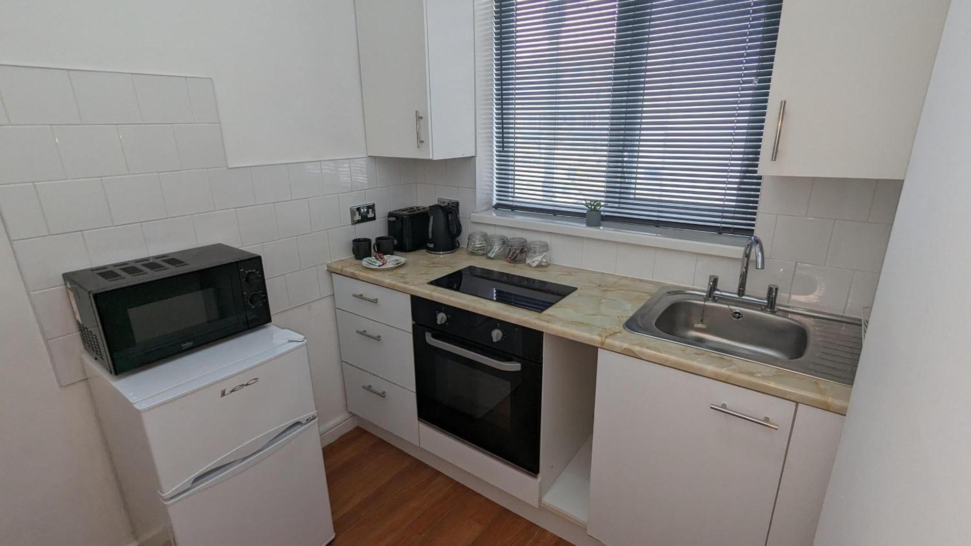 Barton Beachside - Stylish Studio Apartment, Double & Single - Central Beach & Promenade Location - Over 21'S, Family Friendly Only, Id Required Blackpool Luaran gambar