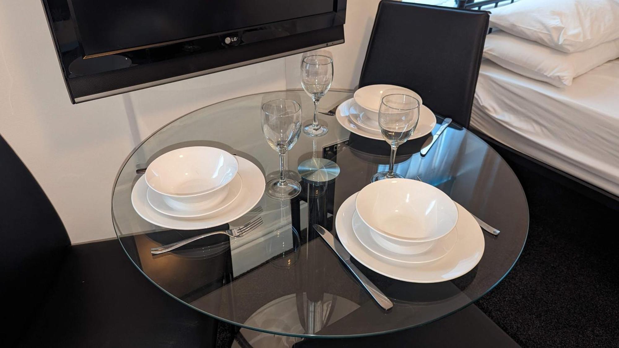 Barton Beachside - Stylish Studio Apartment, Double & Single - Central Beach & Promenade Location - Over 21'S, Family Friendly Only, Id Required Blackpool Luaran gambar